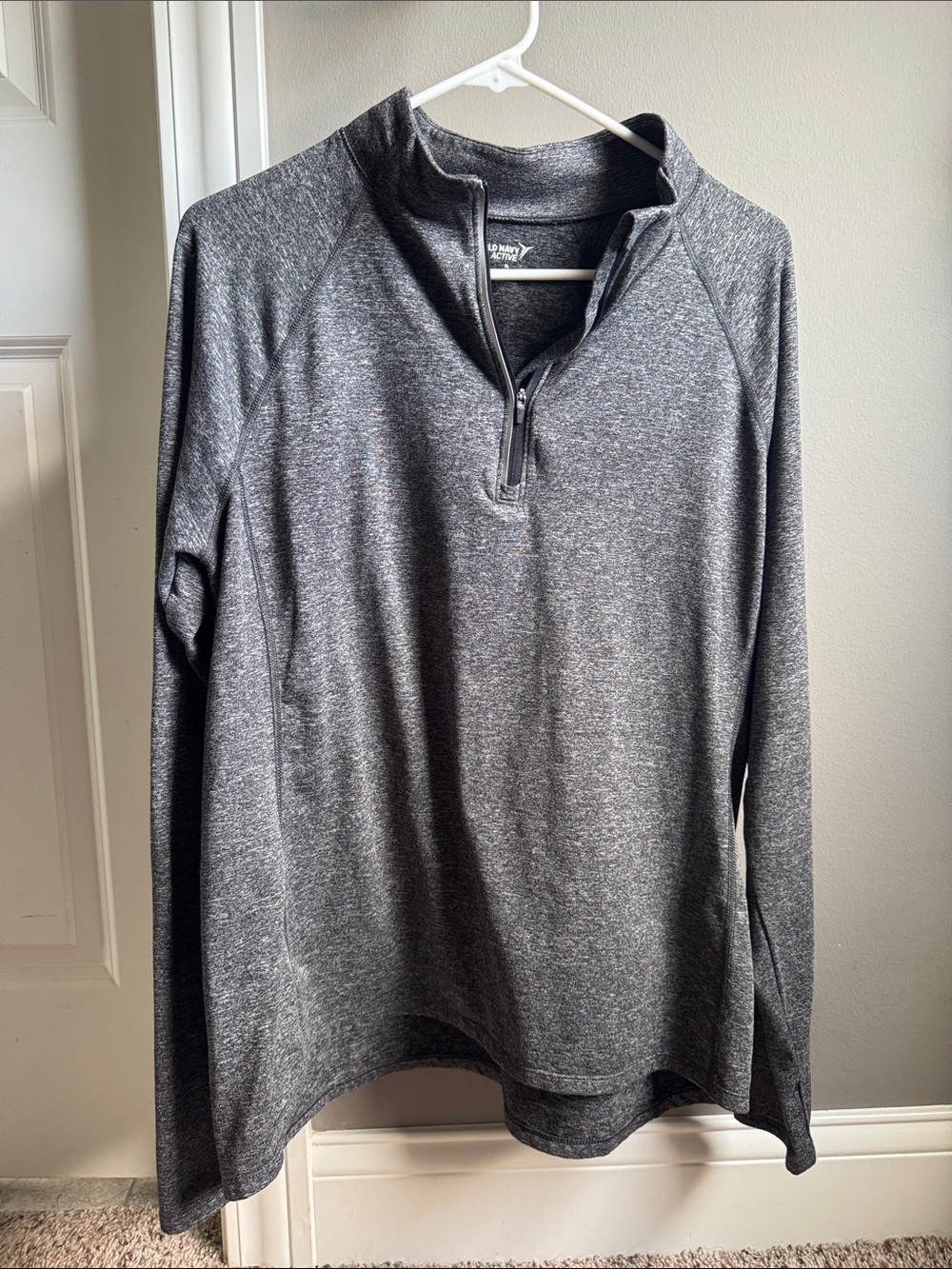 Old Navy Active Women’s 1/4 Zip Pullover. Size XL